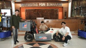 Ini Dia Mobil Listrik Karya Mahasiswa UPGRIS