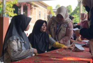 KKN Tematik UPGRIS Kelompok 17 Desa Nyatnyono Bekerja Sama dengan Posyandu