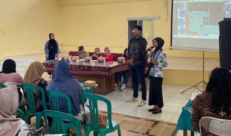 Dorong Literasi Keuangan dan Digital UMKM, KKN UPGRIS Kelompok 34 Kolaborasi dengan Mercy Corps Indonesia