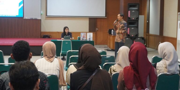 Bekali Calon Wisudawan Hadapi Dunia Kerja, UPGRIS Gandeng PT Nayati Indonesia Gelar Campus Hiring