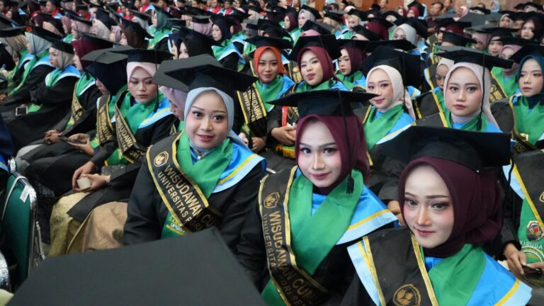 Raih Bintang 4 QS Stars, UPGRIS Kukuhkan Posisinya sebagai Kampus Swasta Terbaik di Jateng Berskala Internasional