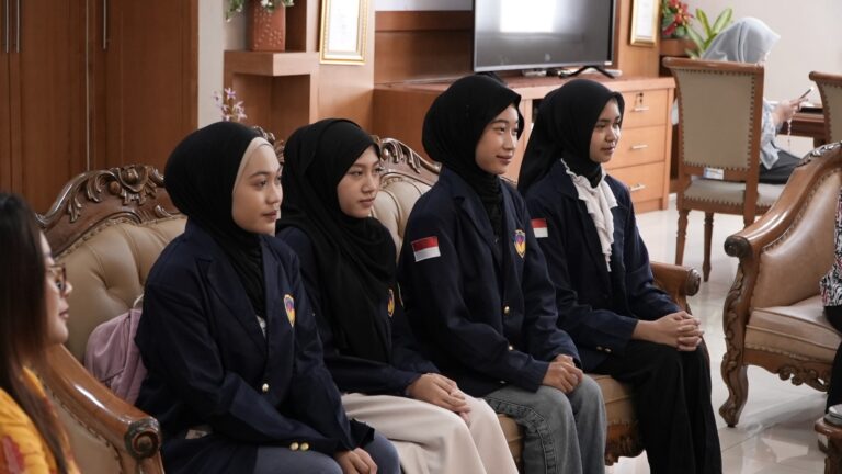 UPGRIS Kirim Delegasi Mahasiswa ke Ajang Seni Budaya Internasional di Malaysia